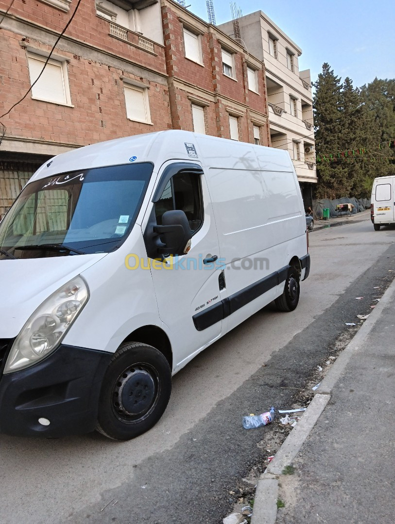 Renault Master 2012