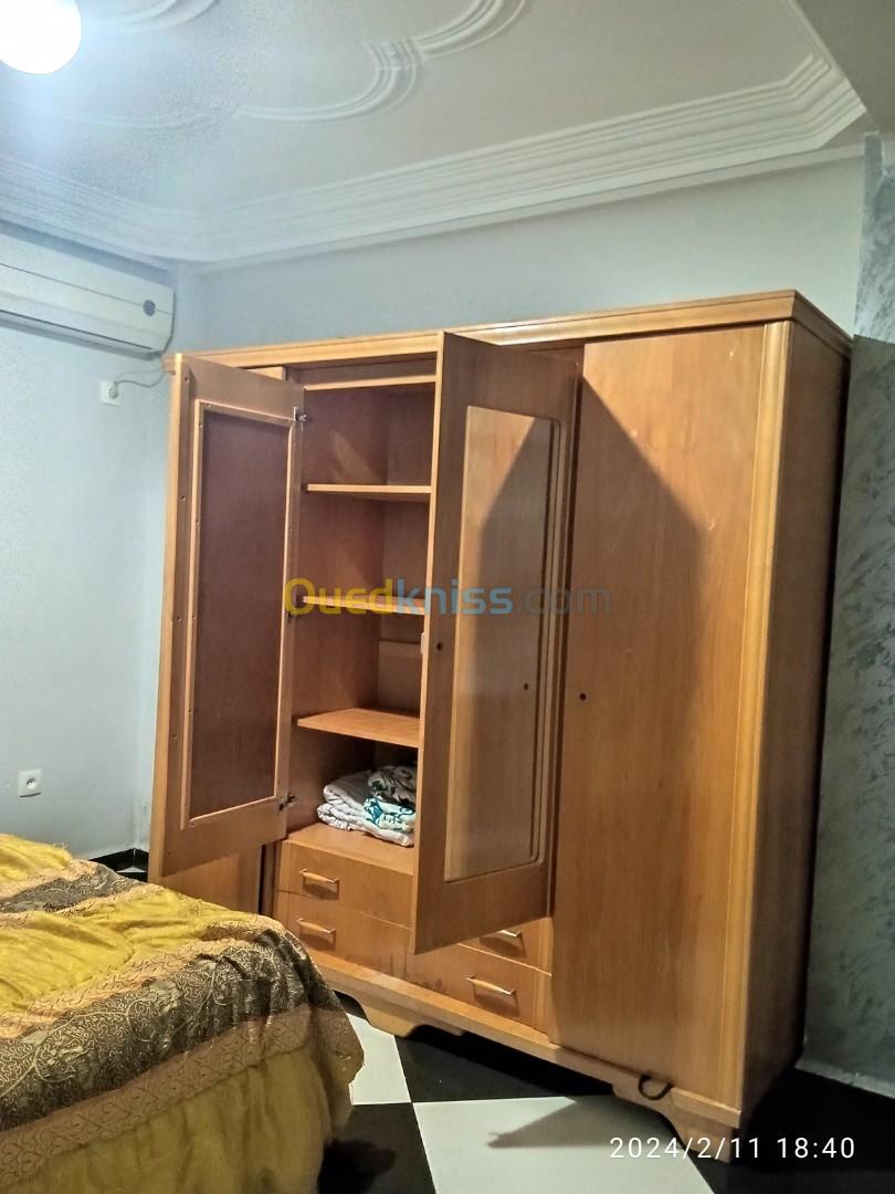 Armoire