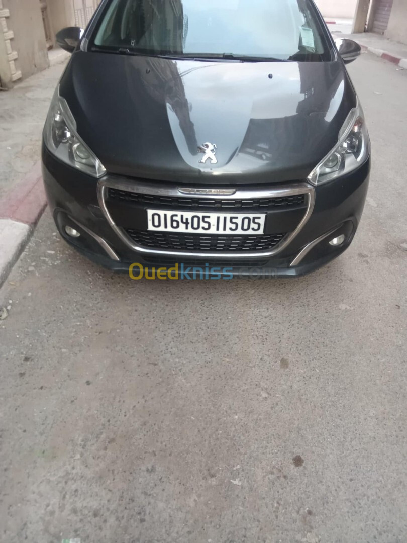 Peugeot 208 2015 Allure Facelift