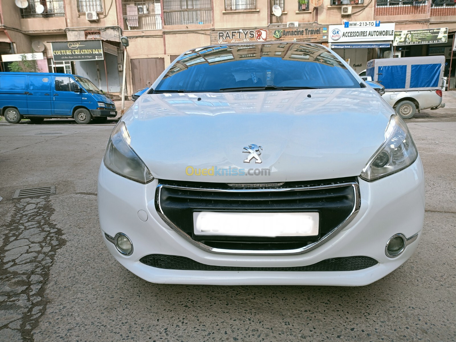 Peugeot 208 2015 Allure