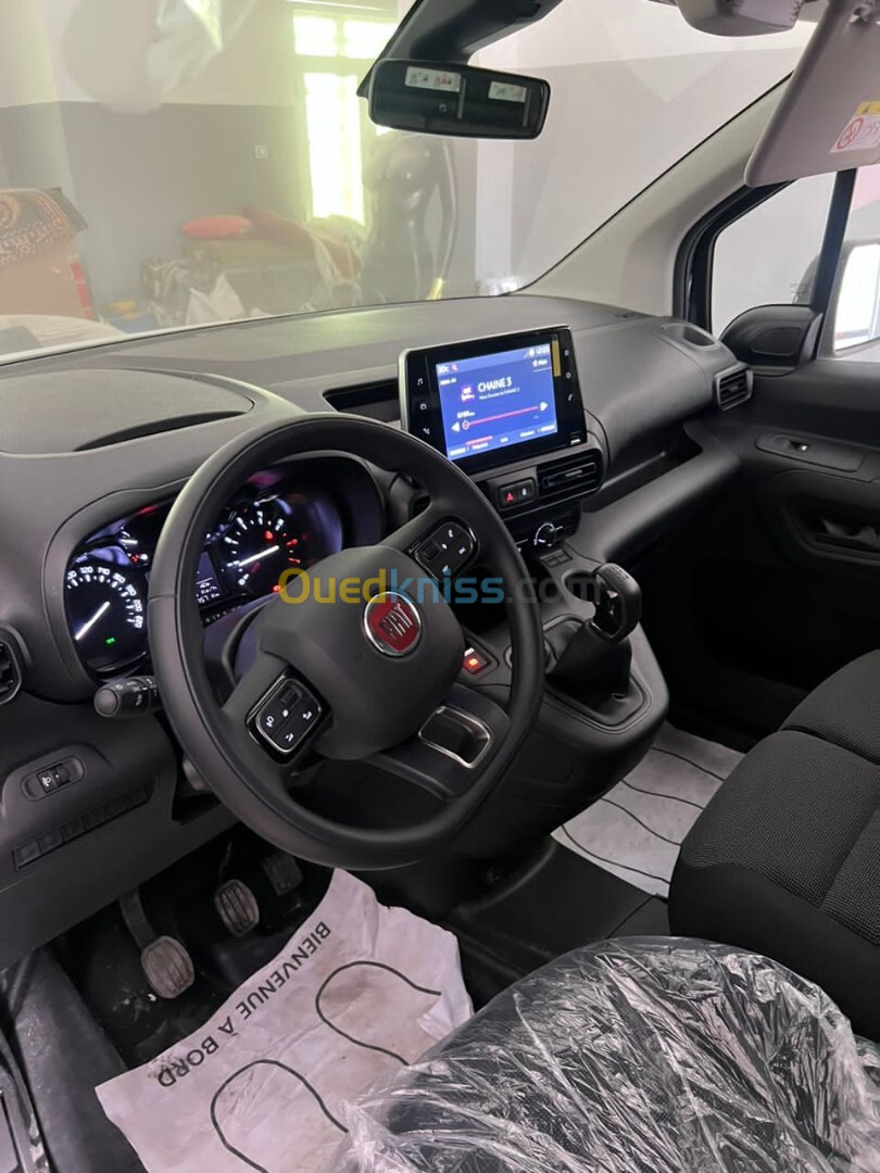 Fiat Professional Doblo 2024 Italien