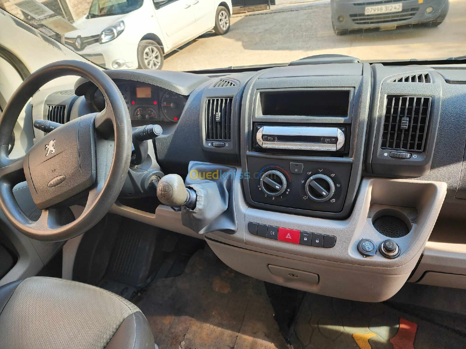 Peugeot Boxer 2011 Double Cabine 