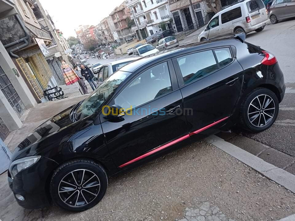 Renault Megane 3 2014 New Play