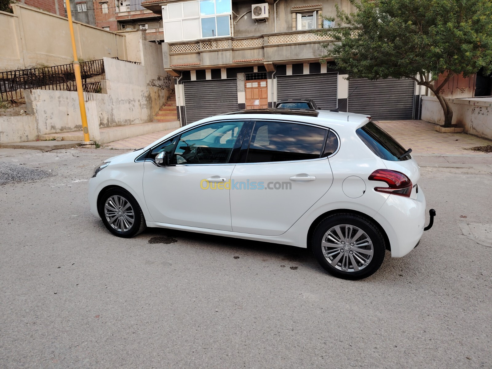 Peugeot 208 2019 Allure Facelift