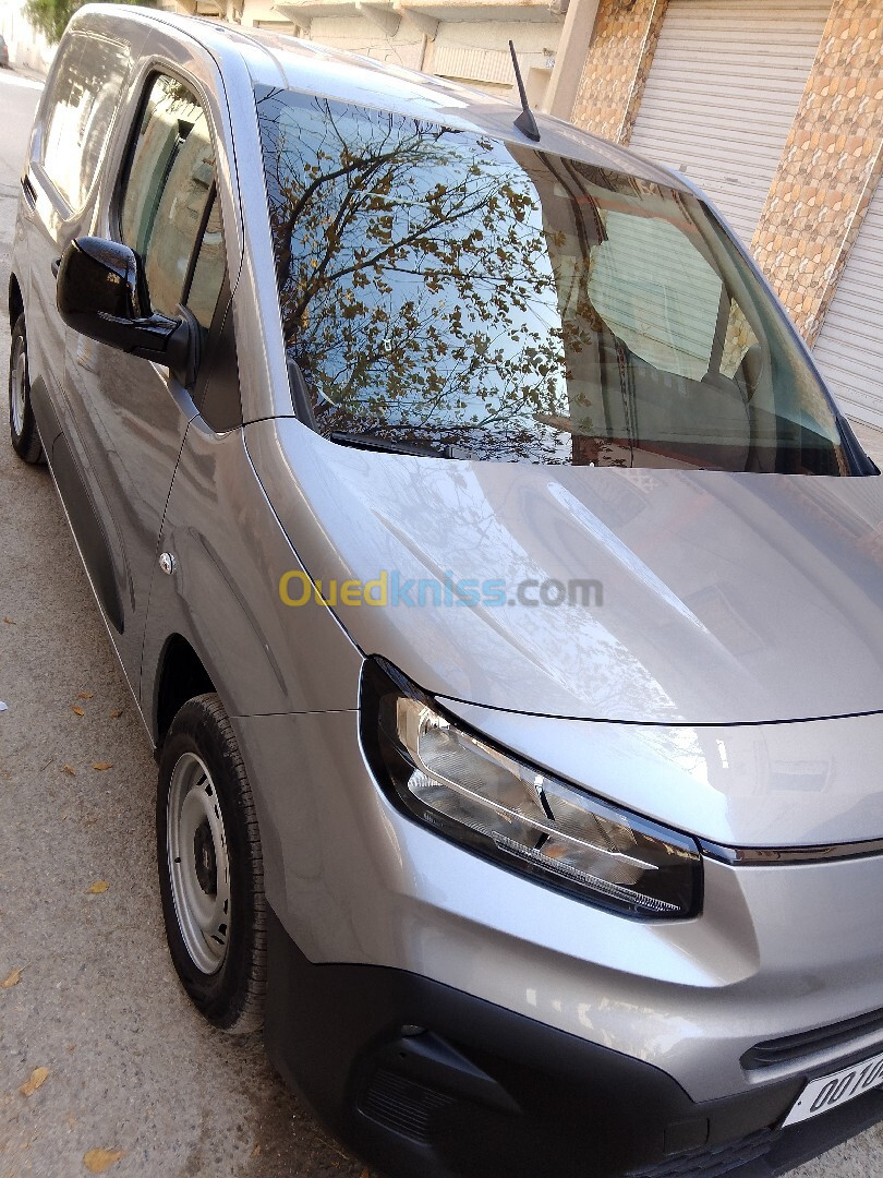 Fiat Doblo 2024 Fourgon