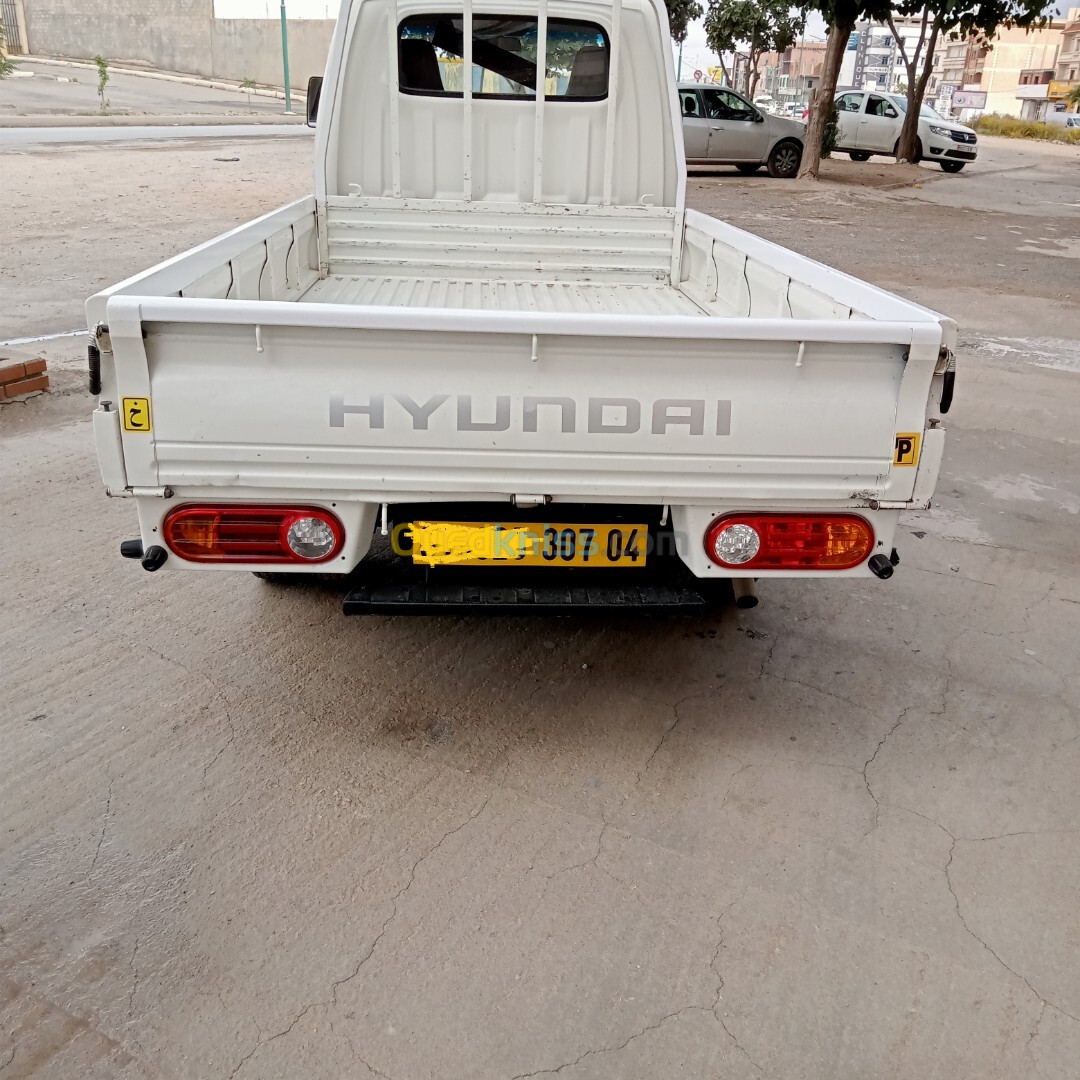 Hyundai H100 