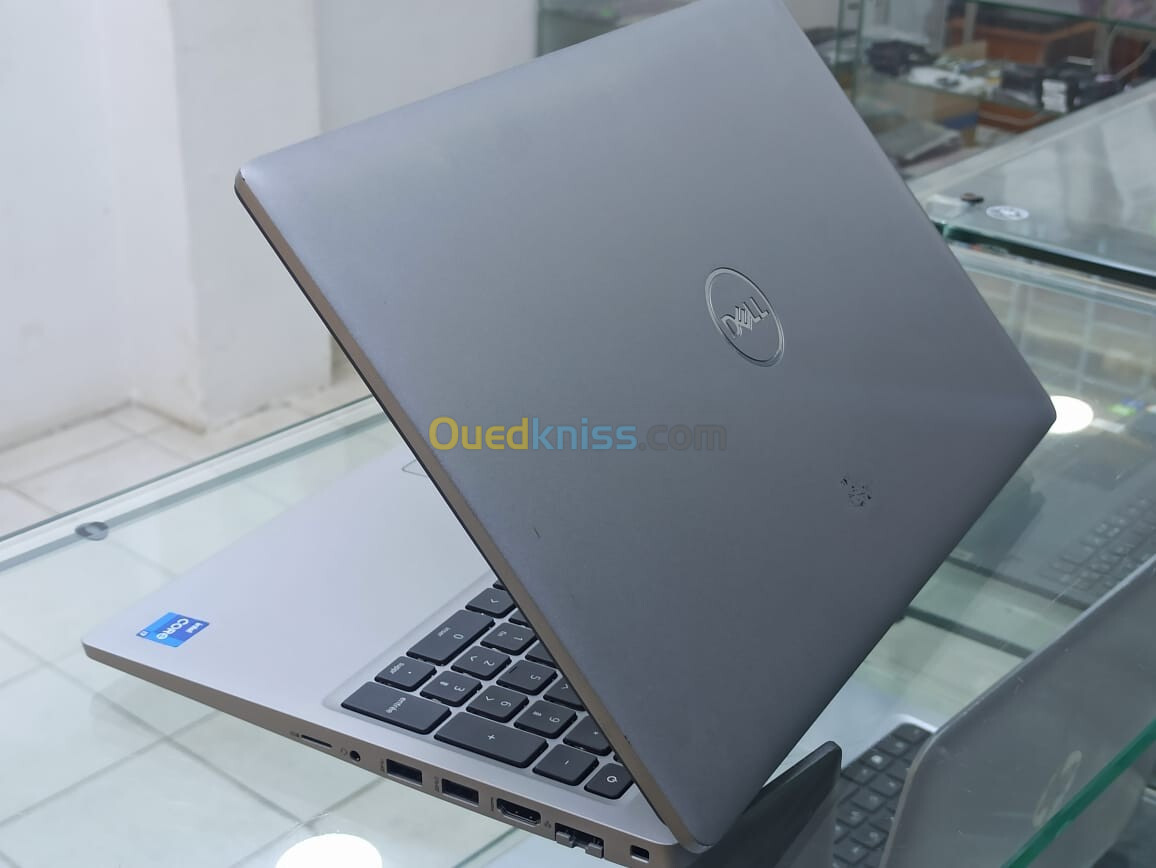 DELL LATITUDE 5520