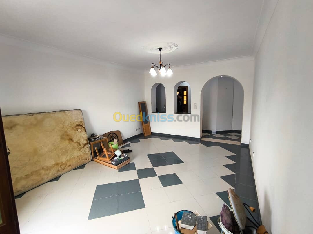 Location Appartement F4 Alger Hydra