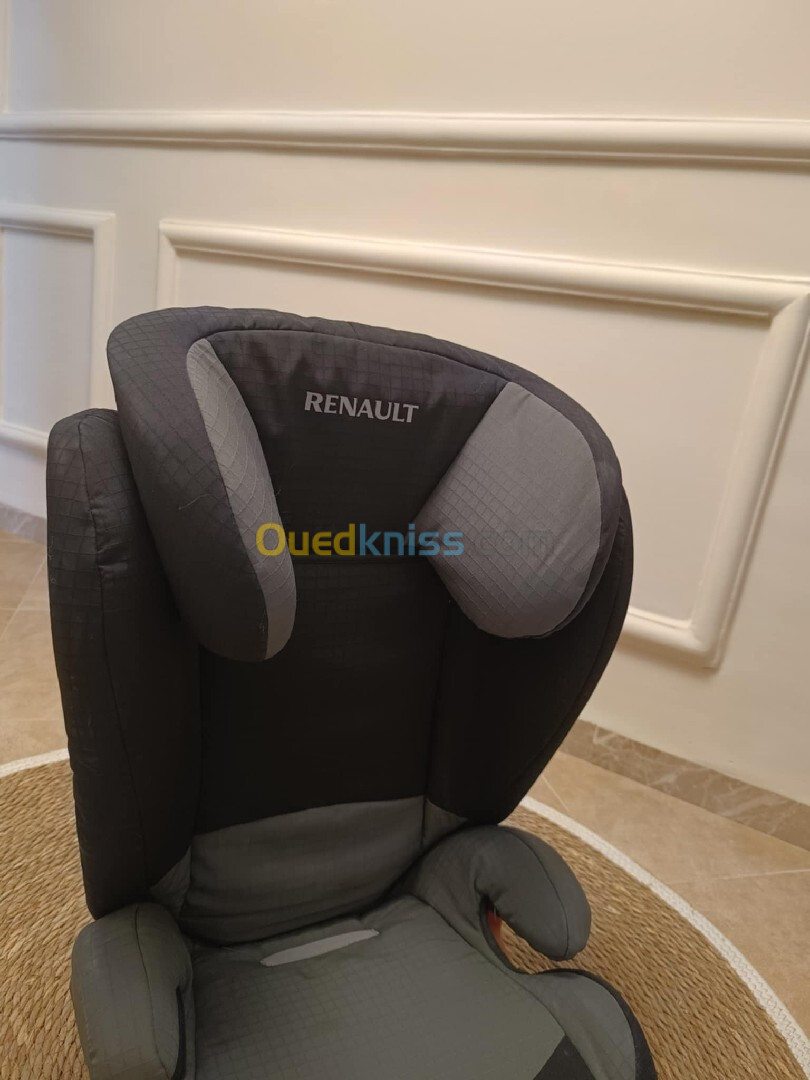 Siège enfant Renault Britax römer occasion 