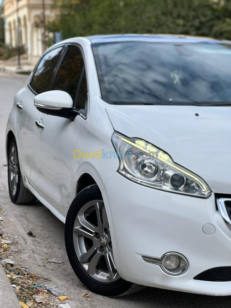 Peugeot 208 2014 Active