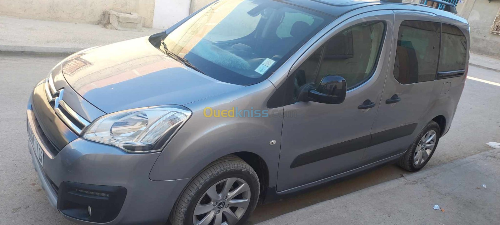 Citroen Berlingo 2017 Tolé niveau 1 châssis long