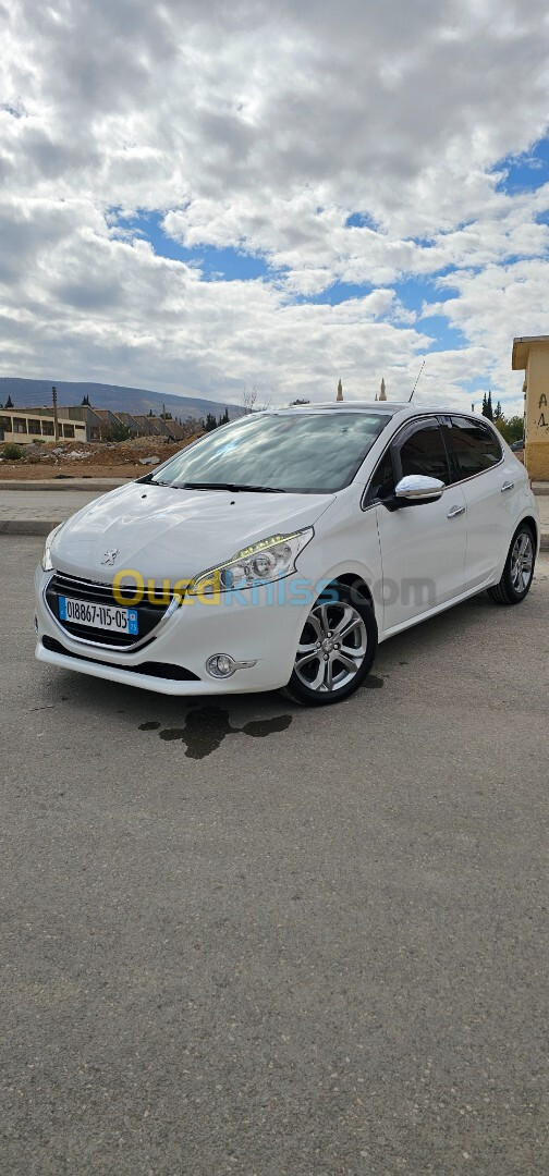 Peugeot 208 2015 Allure