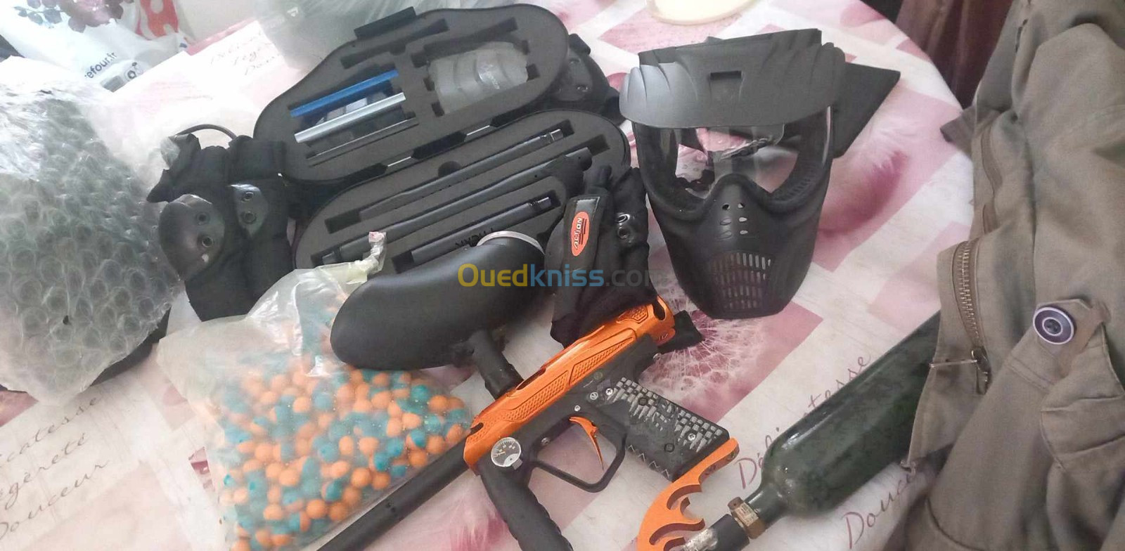 Kit complet pour PAINTBALL +2 Casques paintball