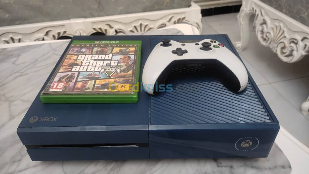 Xbox one 1tb avec cd g tav