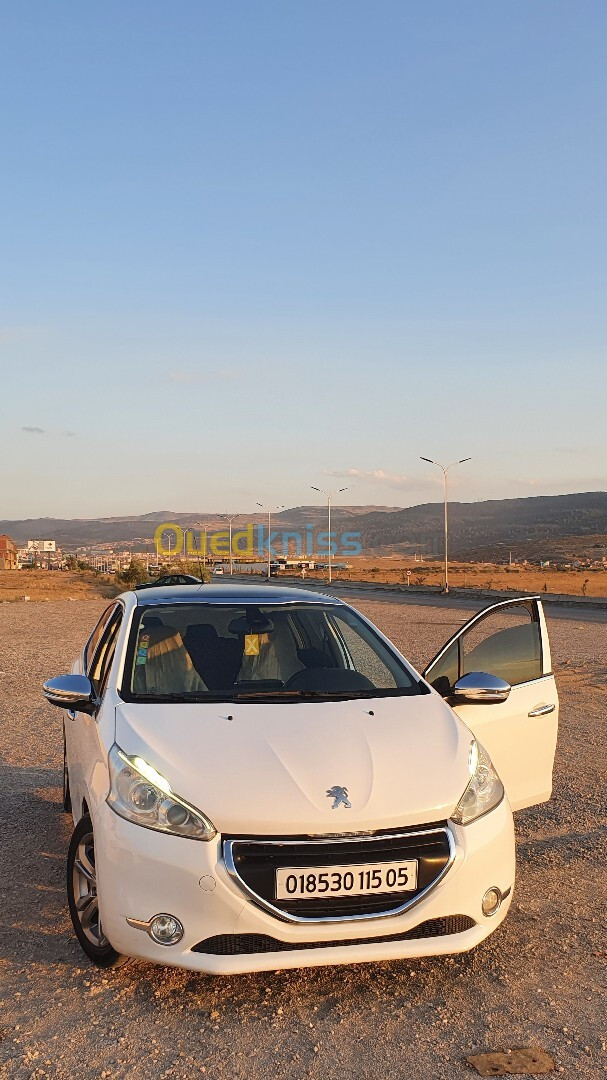 Peugeot 208 2015 Allure