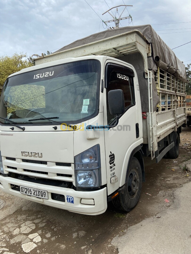 Isuzu Isuzu 2013