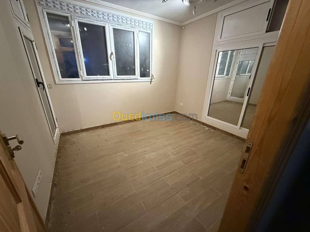 Location Appartement F3 Mostaganem Mostaganem