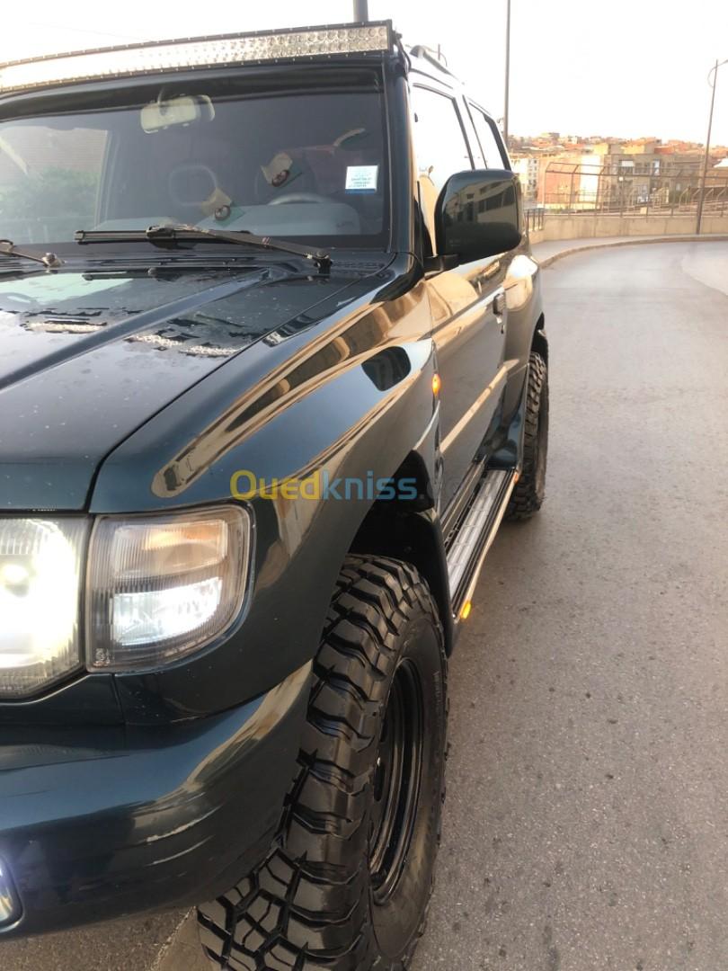 Mitsubishi Pajero Court 1996 Pajero Court