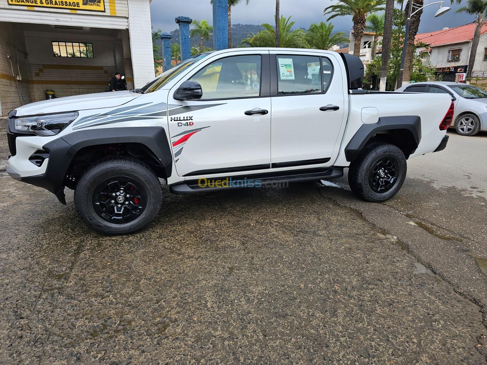 Toyota Hilux 2024 GR