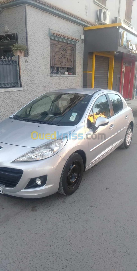 Peugeot 207 2012 