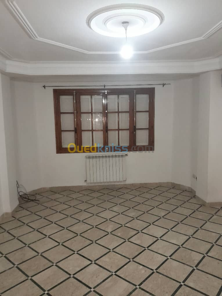 Location Appartement F4 Alger Bir mourad rais