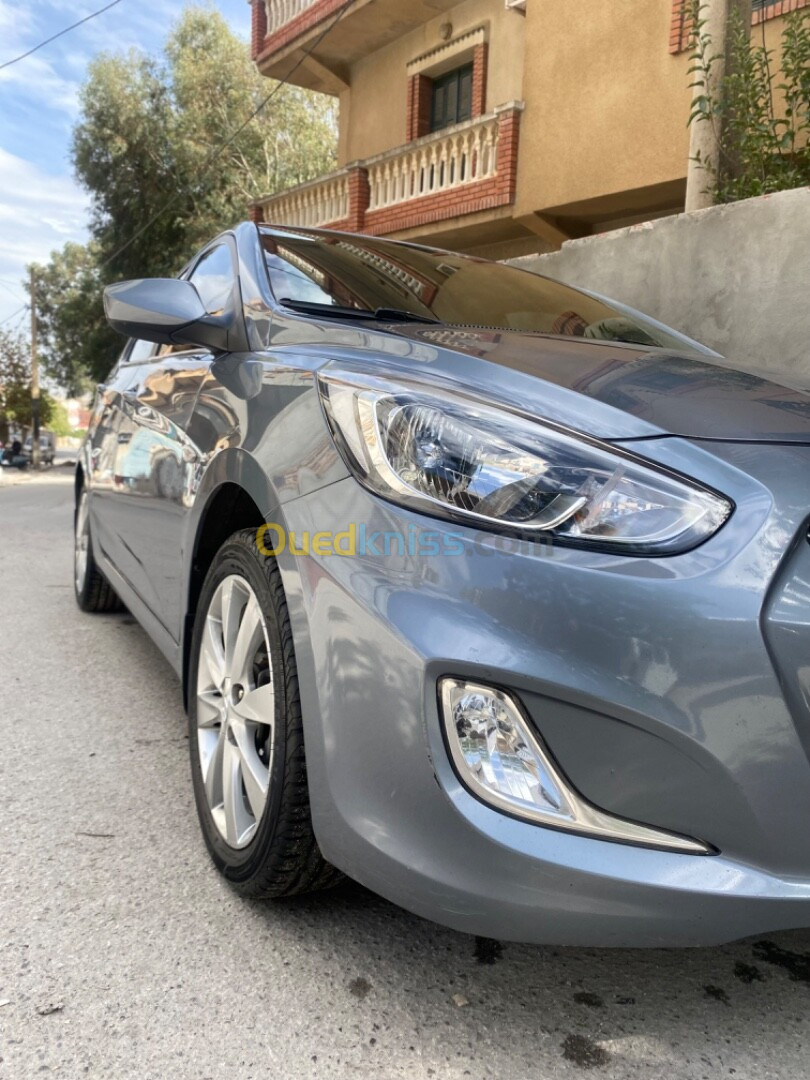 Hyundai Accent RB  5 portes 2018 GL DZ