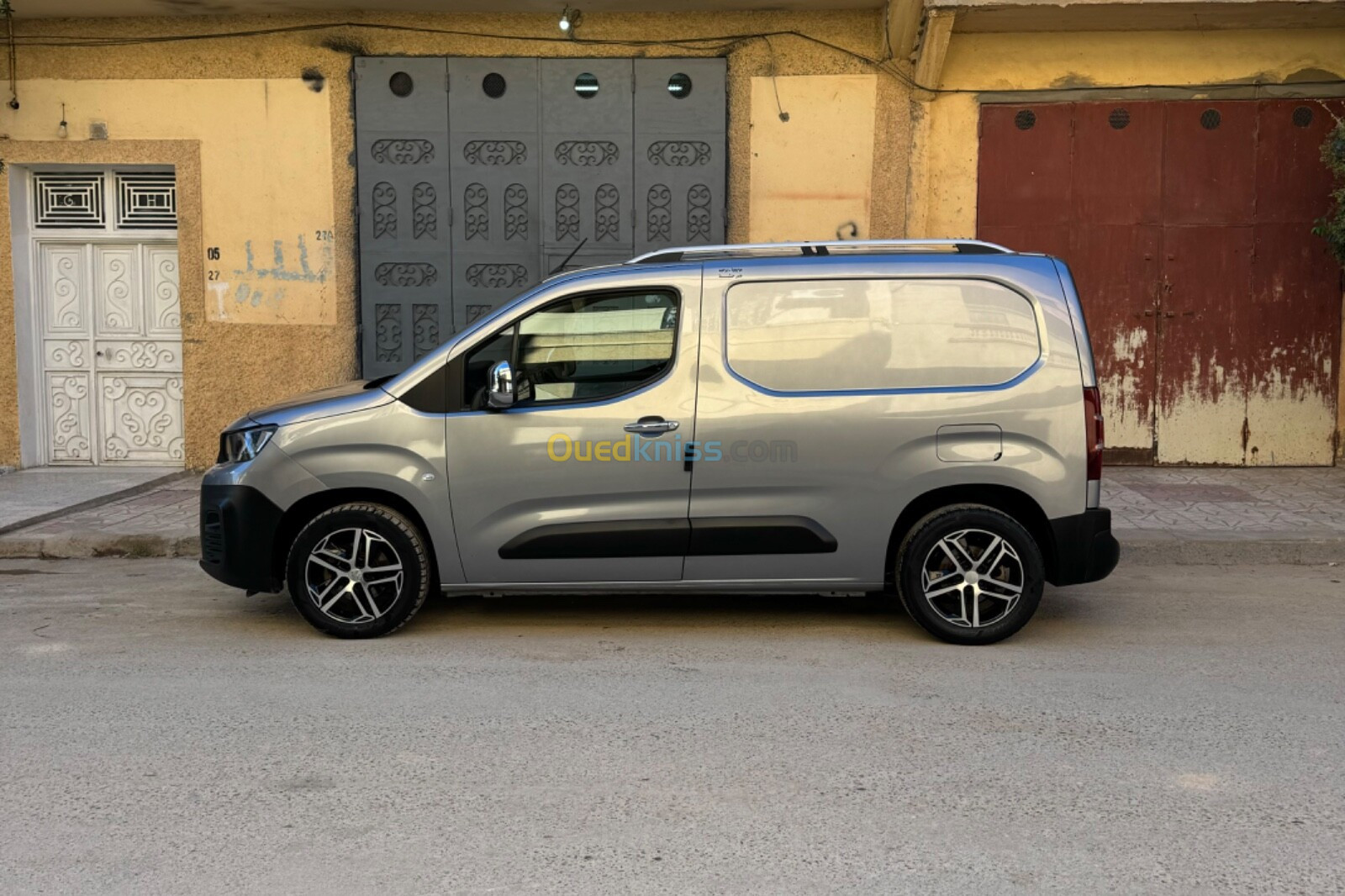 Peugeot Partner 2019 K9