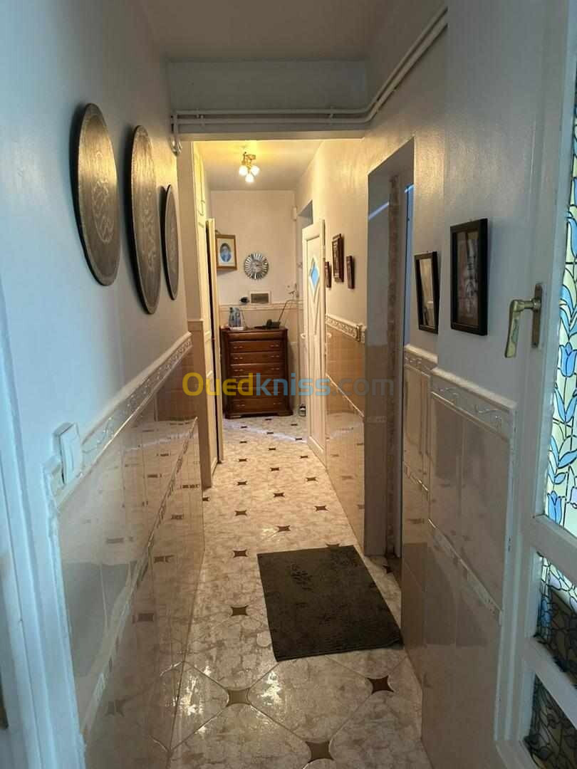 Vente Appartement F03 Alger Kouba