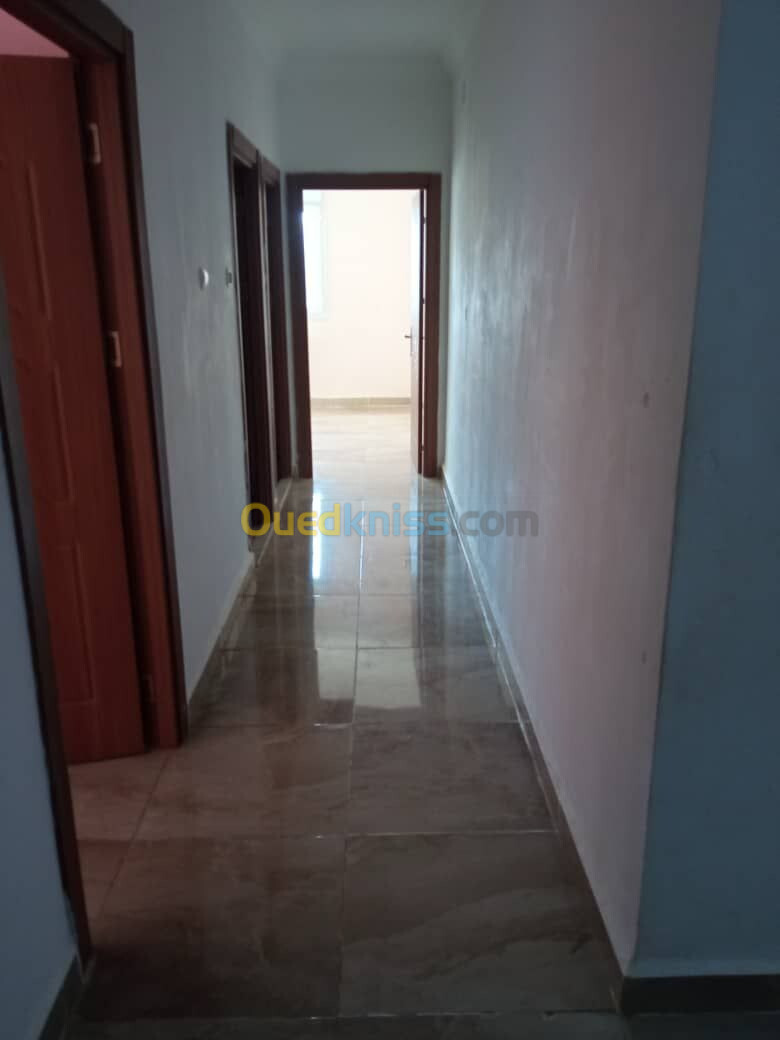 Vente Appartement F5 Tipaza Bou ismail