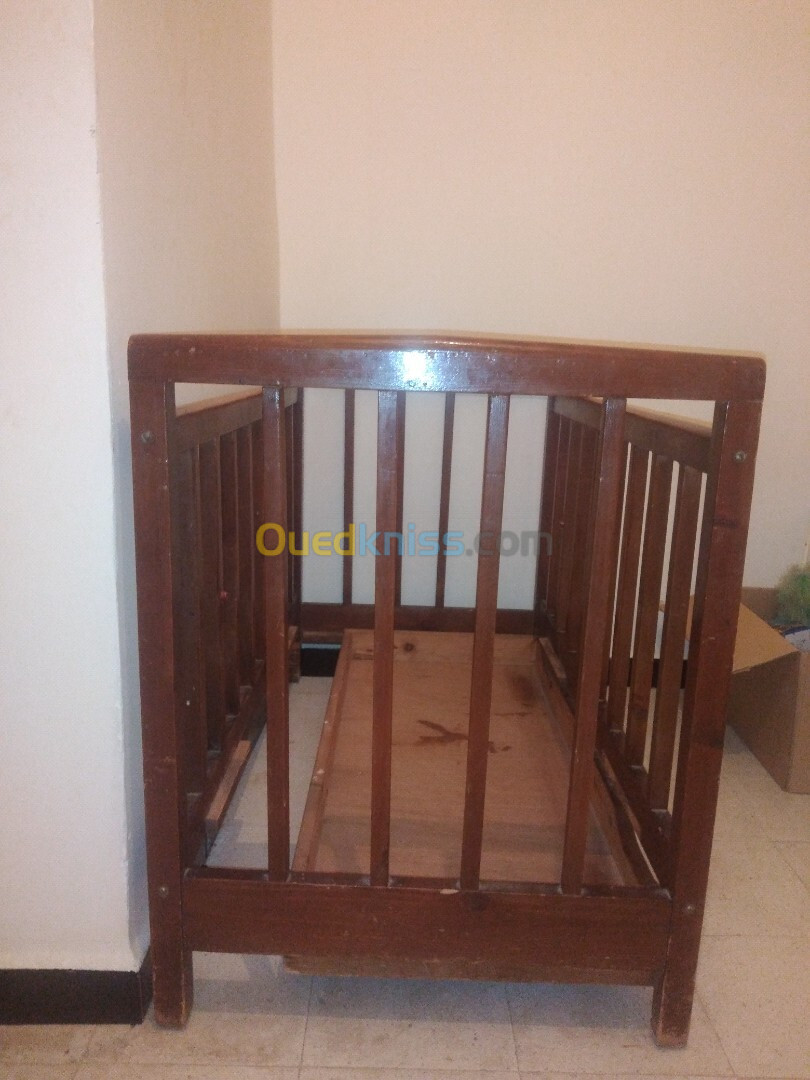 Liquidation Lit bébé سرير أطفال تحت 3 سنوات - berceau bébé - دوح