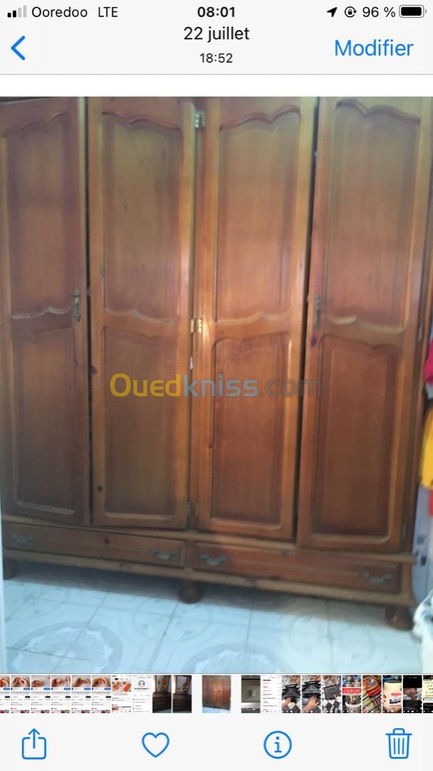 Vente armoire 4 portes et 2 tables de chevet