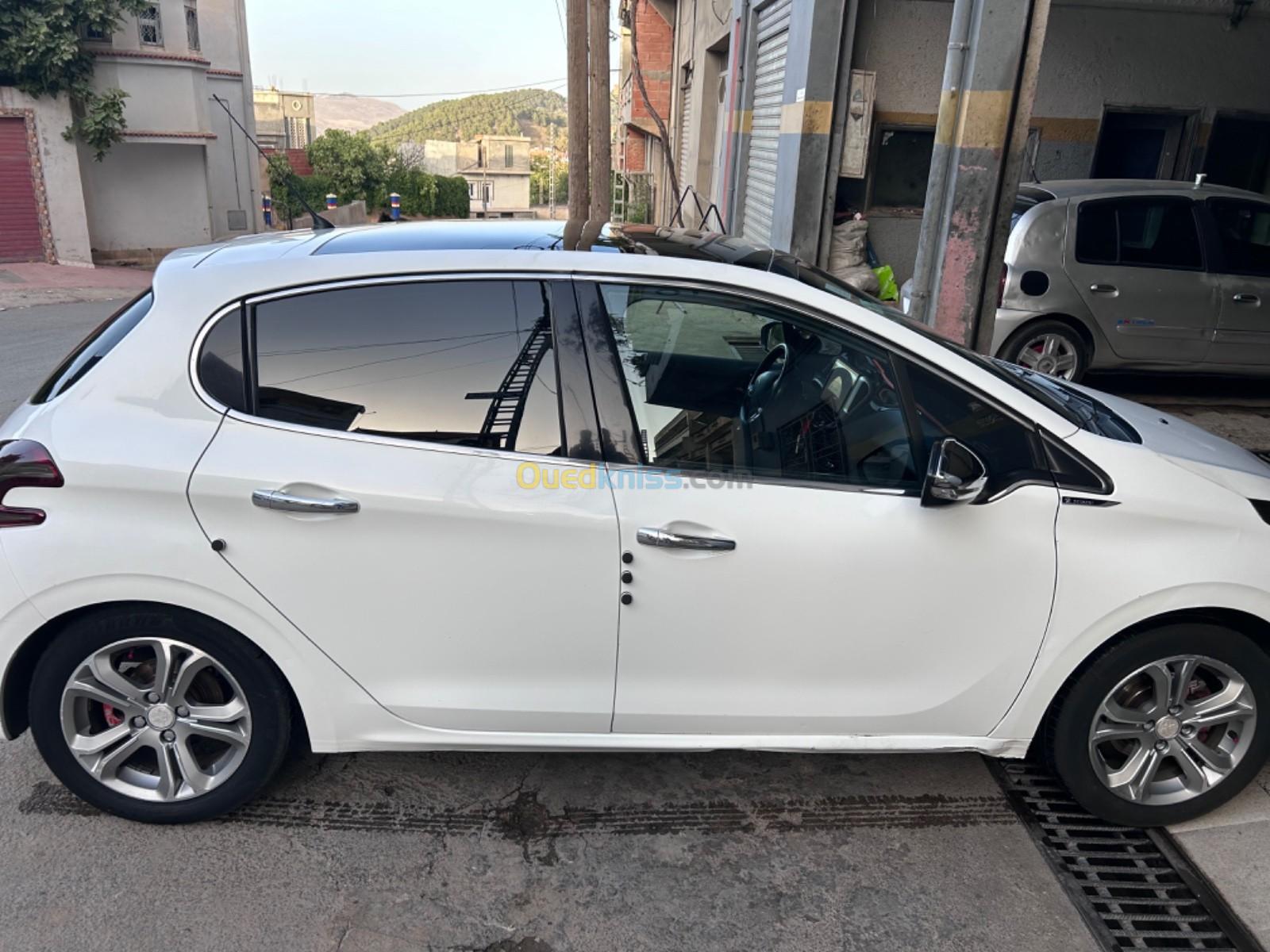 Peugeot 208 2013 Allure