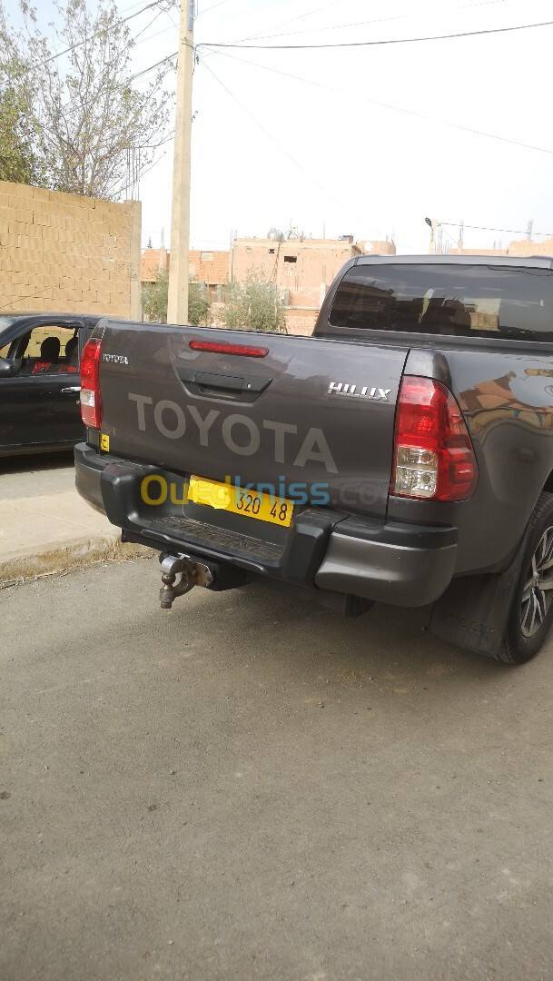 Toyota Hilux 2020 LEGEND DC 4x4 Pack Luxe