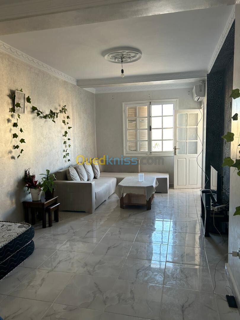 Location Appartement F2 Mostaganem Mostaganem