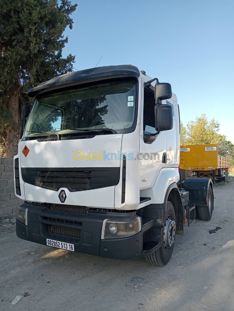 Renault 380 2013