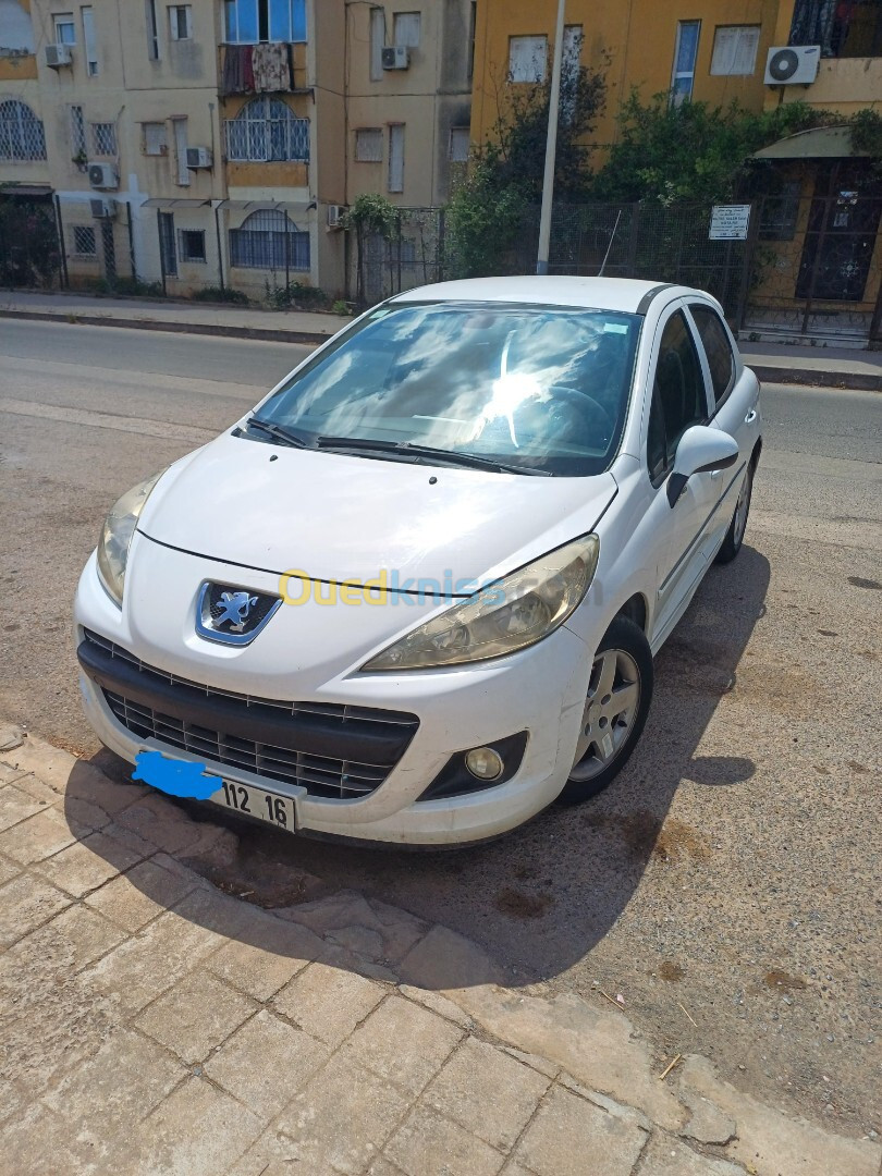 Peugeot 207 2012 