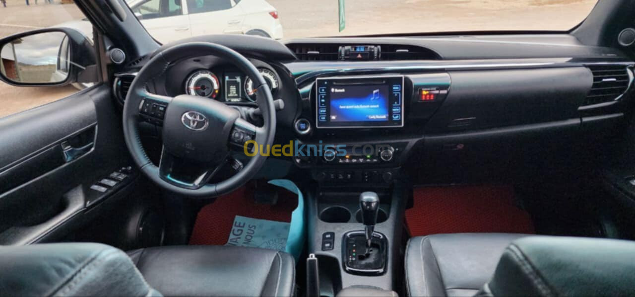 Toyota Hilux 2019 LEGEND DC 4x4