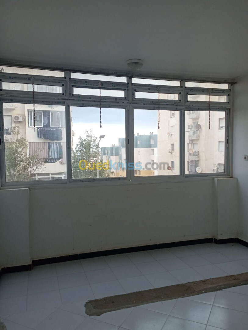 Location Appartement F3 Alger Ain benian