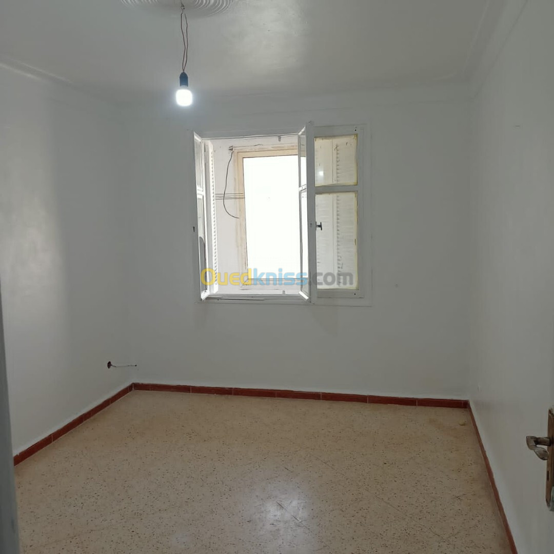 Location Appartement F4 Blida Ouled yaich