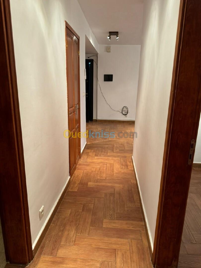 Location Appartement F3 Alger Said hamdine