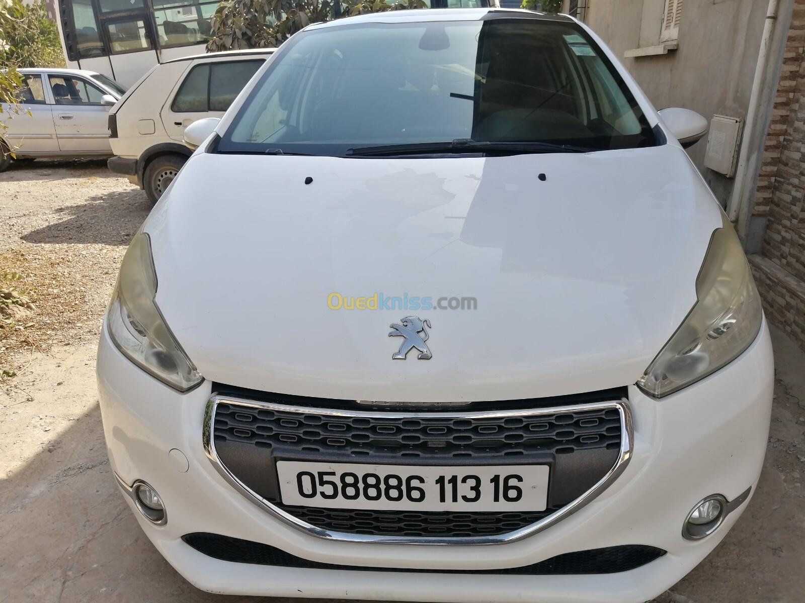 Peugeot 208 2013 Allure