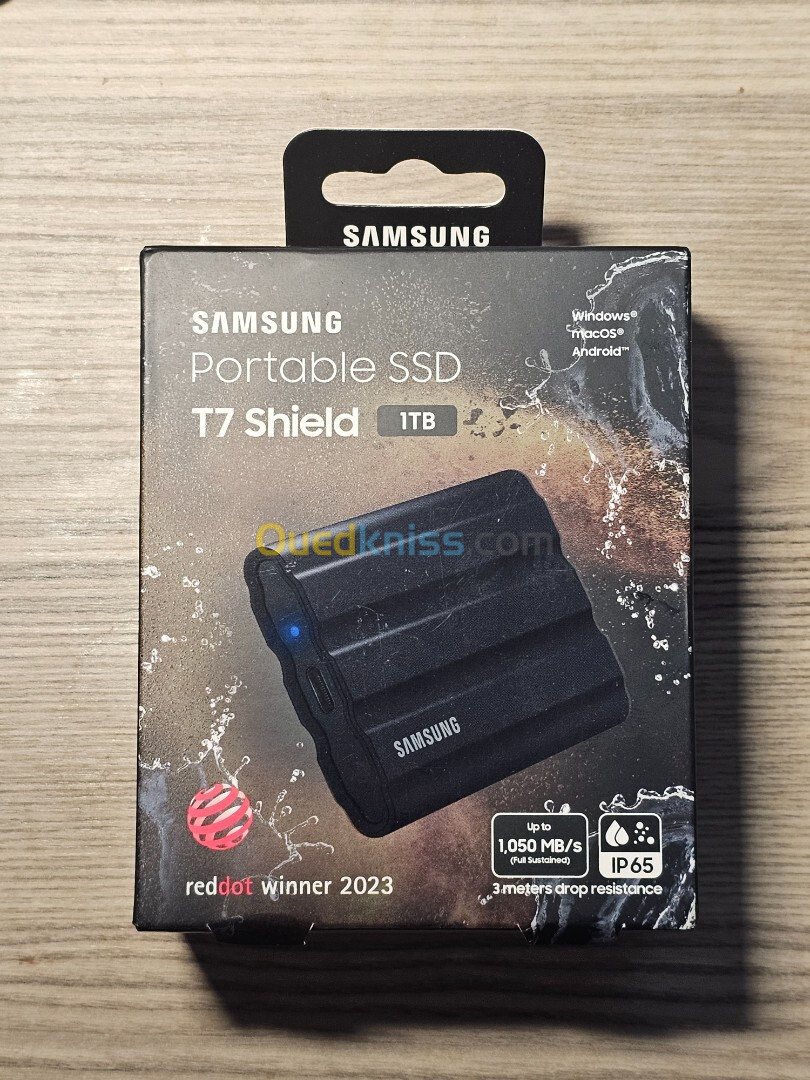 Samsung T7 Shield 1to SSD Externe Tout Terrain 1050MB/s