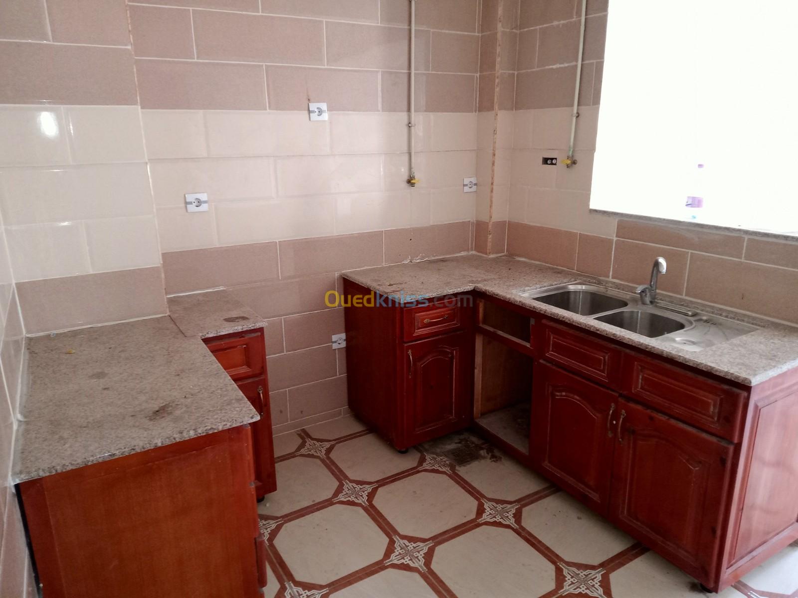 Vente Appartement F2 Béjaïa Souk el thenine