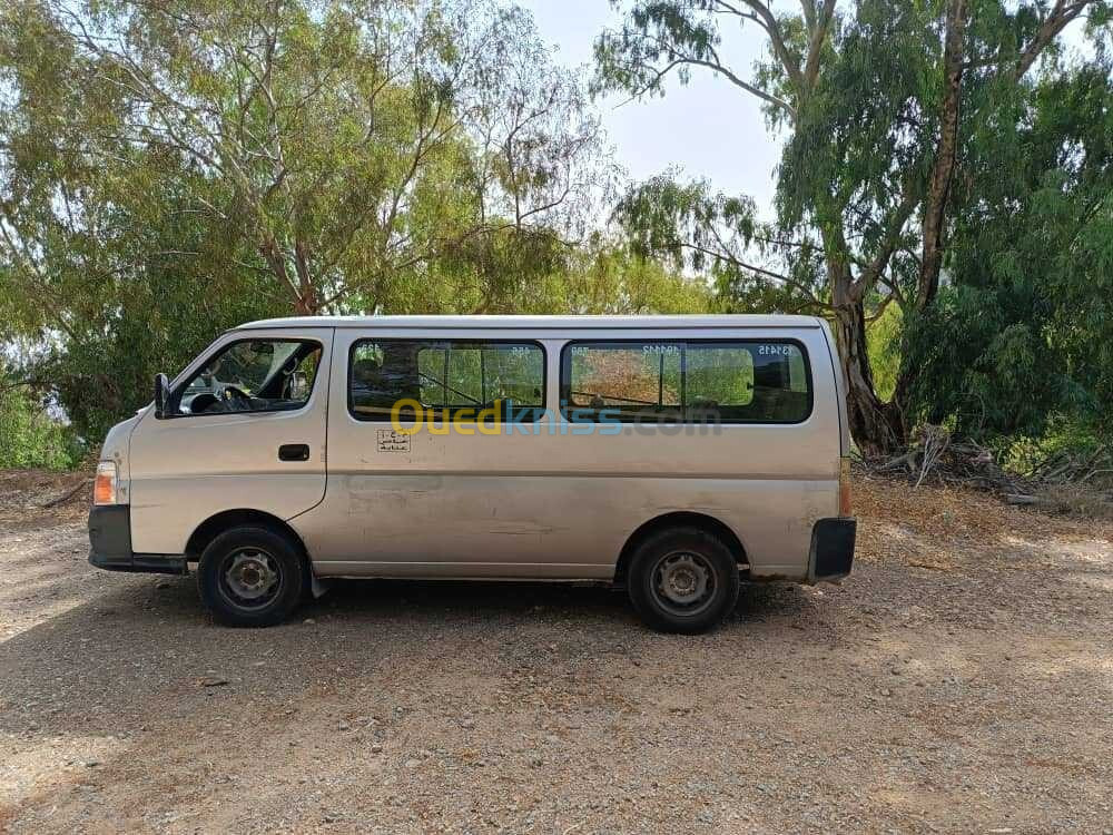 Nissan Urvan 2007