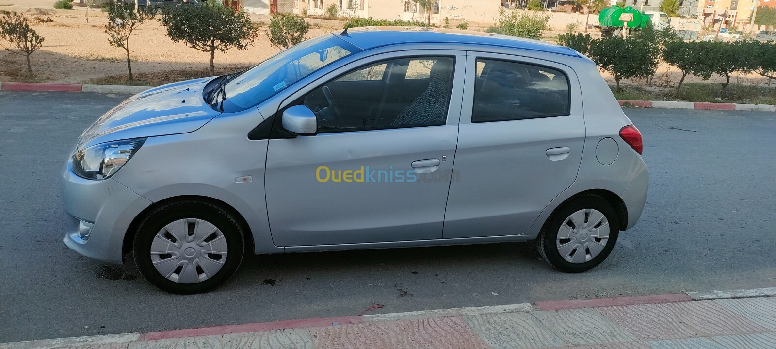 Mitsubishi Mirage 2015 Star