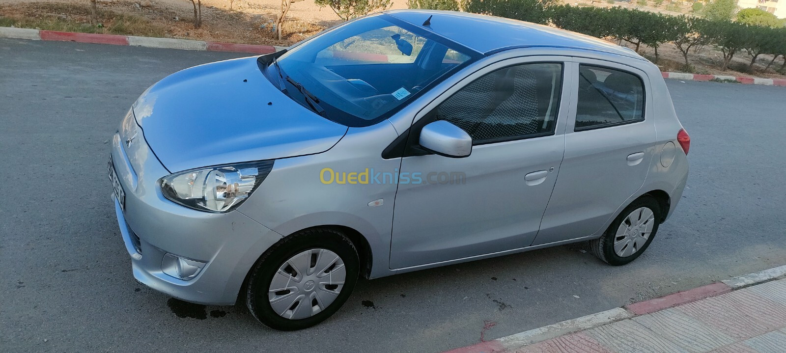 Mitsubishi Mirage 2015 Star