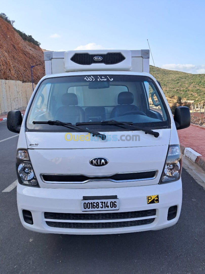 Kia frigorifique K2700 2014