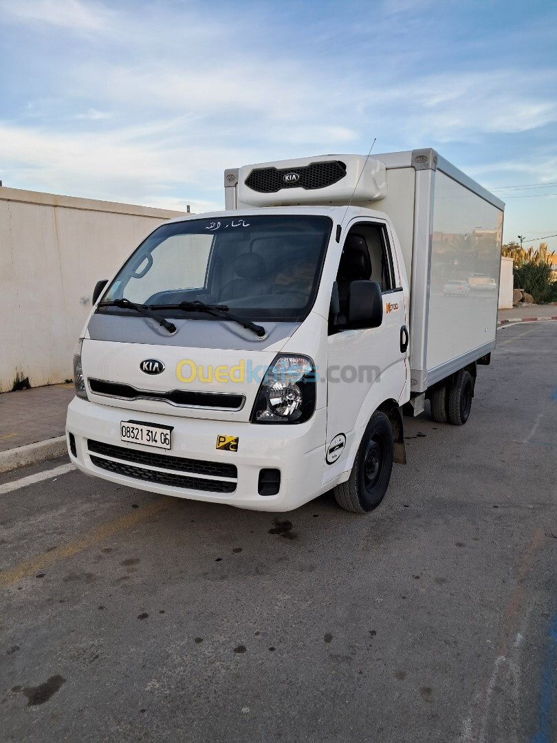 Kia frigorifique K2700 2014