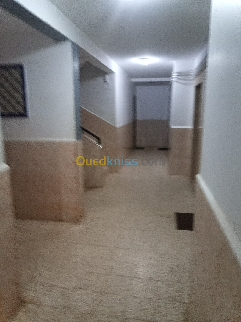 Vente Appartement F4 Alger Ain benian