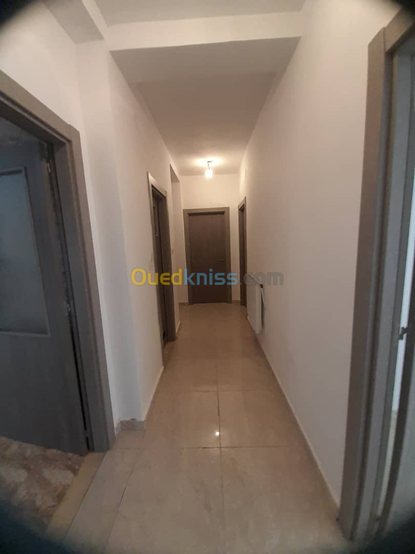 Location Appartement F4 Alger Souidania